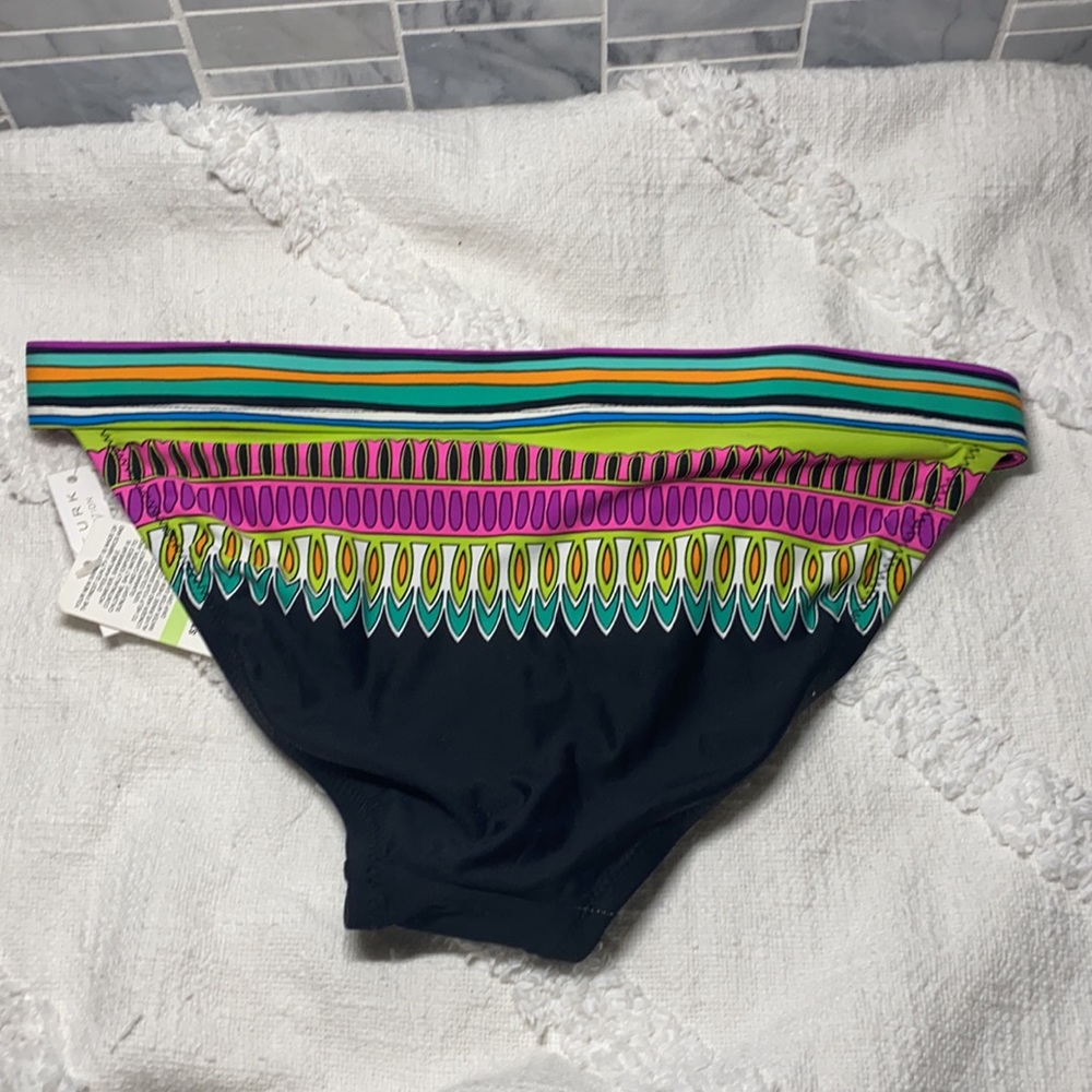 Trina Turk swim + spa collections - Picture 5 of 5